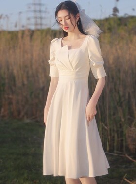 订婚晚礼服生日宴会白色主持人女气质领证登记简约大方日常连衣裙