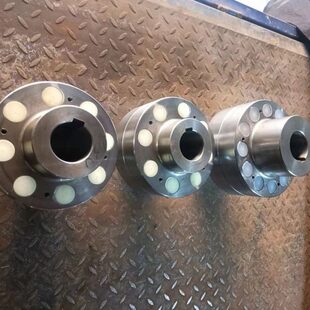 电机用TL型棒销联轴器 厂促供应弹性柱销联轴器尼龙板弹性联轴器
