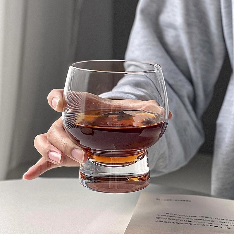 日本进口小众设计鼓鼓杯矮款轻奢创意高级感ins风威士忌杯酒杯玻