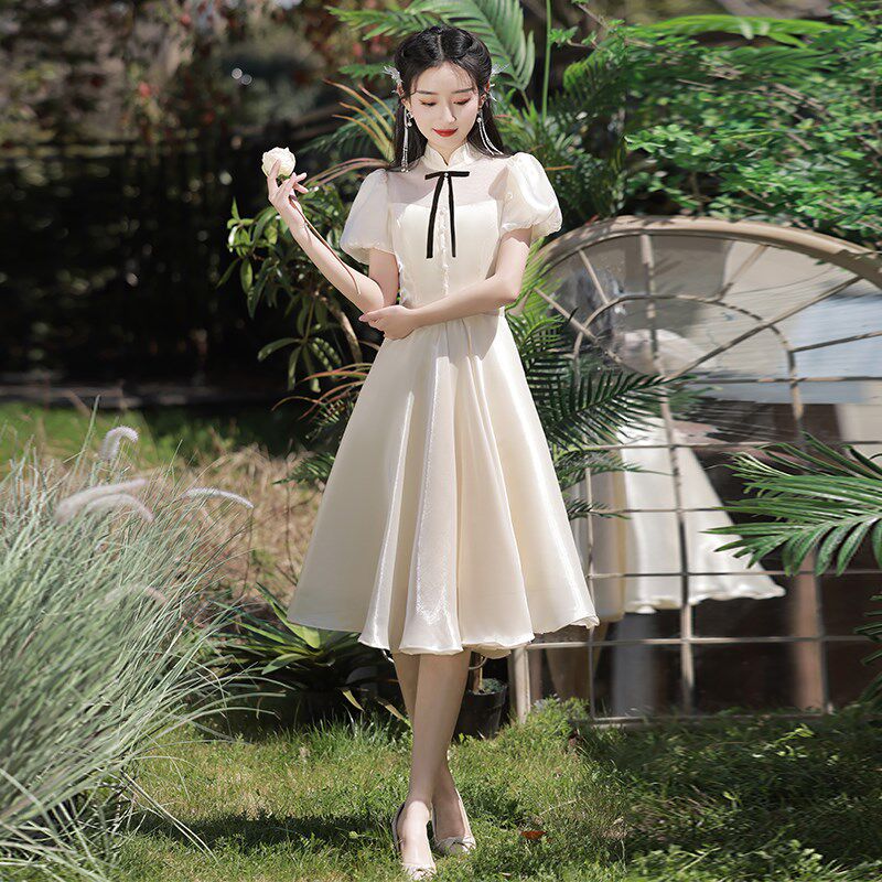 香槟色小晚礼服女轻奢小众高端18岁成人礼生日平时可穿学生连衣裙