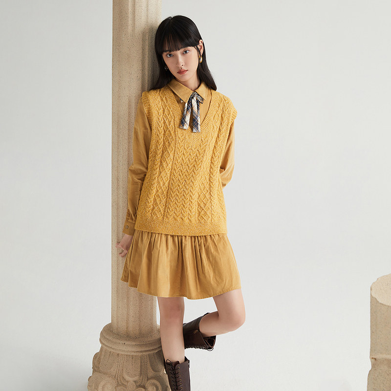 【商场同款】茵曼秋装新款女学院风减龄尖领宽松连衣裙套装