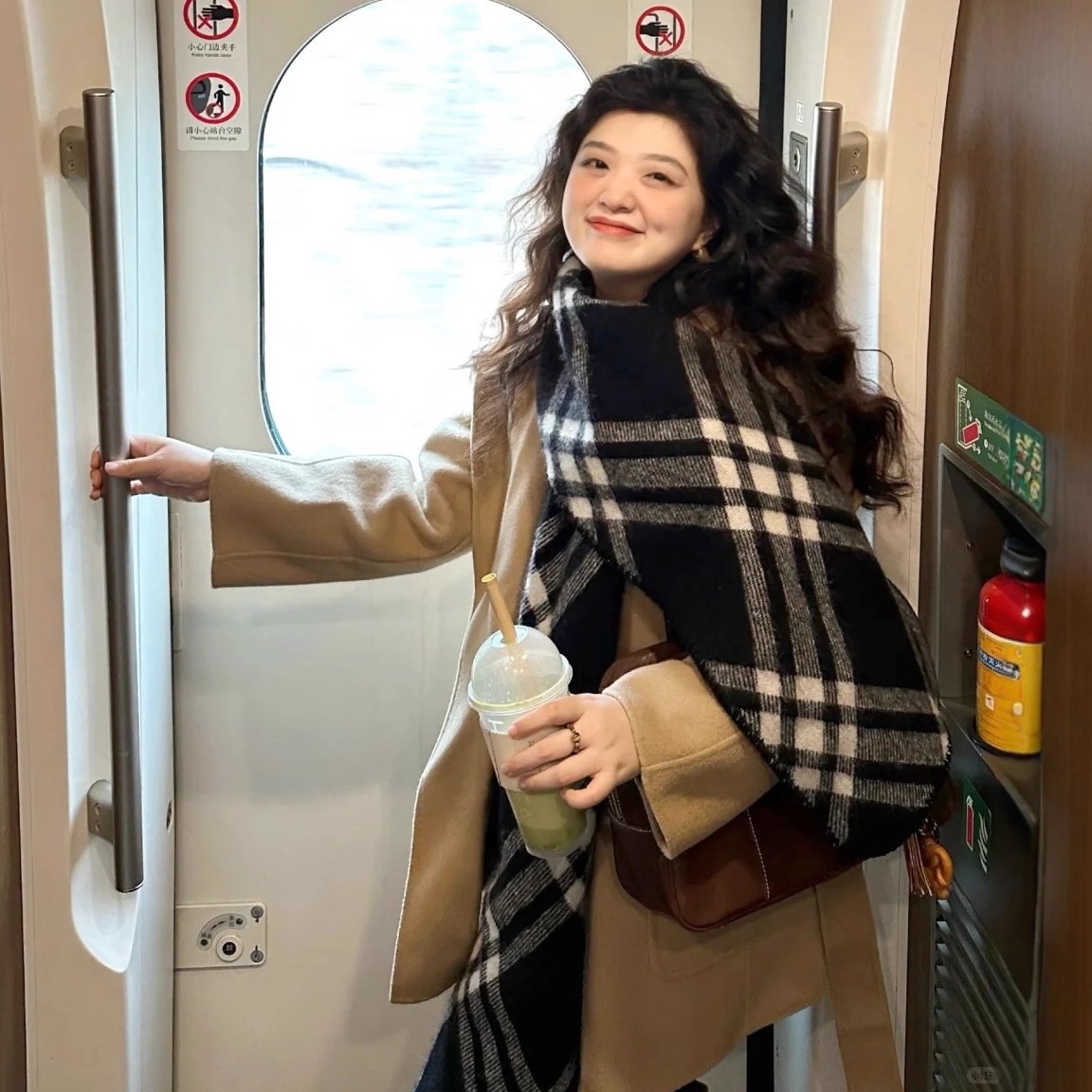 双面格子围巾和这个冬天直接锁死