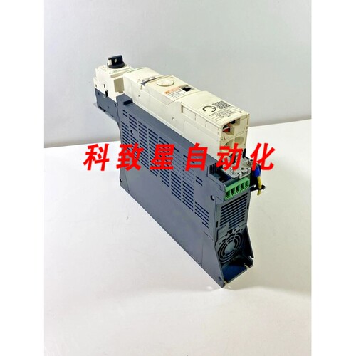 工业配件R ALTIVAR ATV32HU22N4 变频器