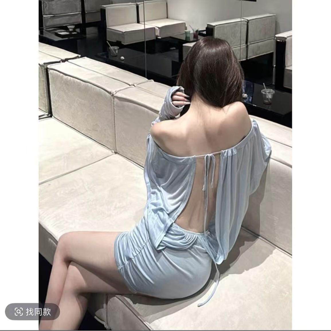 蓝色一字肩长袖连衣裙女秋季显瘦收腰裙子蝙蝠袖纯欲辣妹包臀短裙