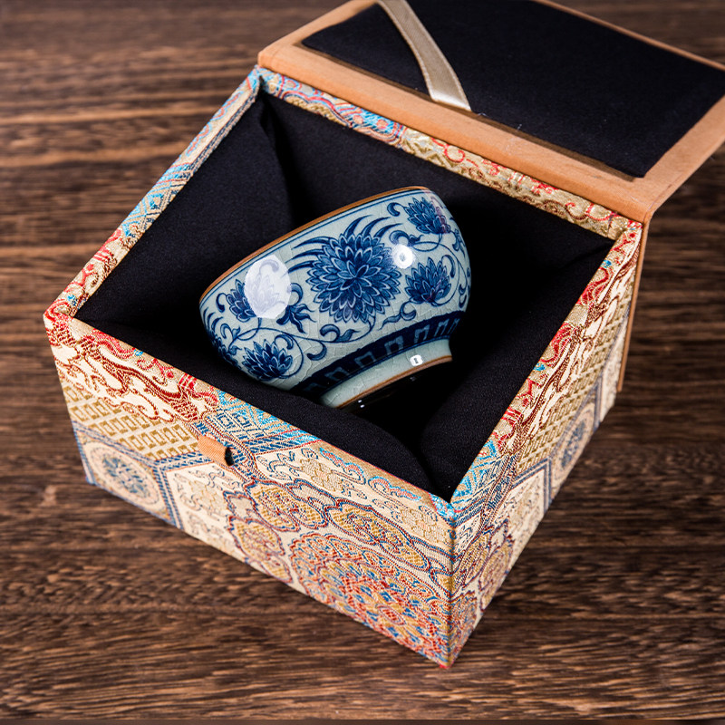 柴窑主人杯景德镇青花莲花 老陶泥手绘功夫茶杯 内绘陶瓷品茗单杯