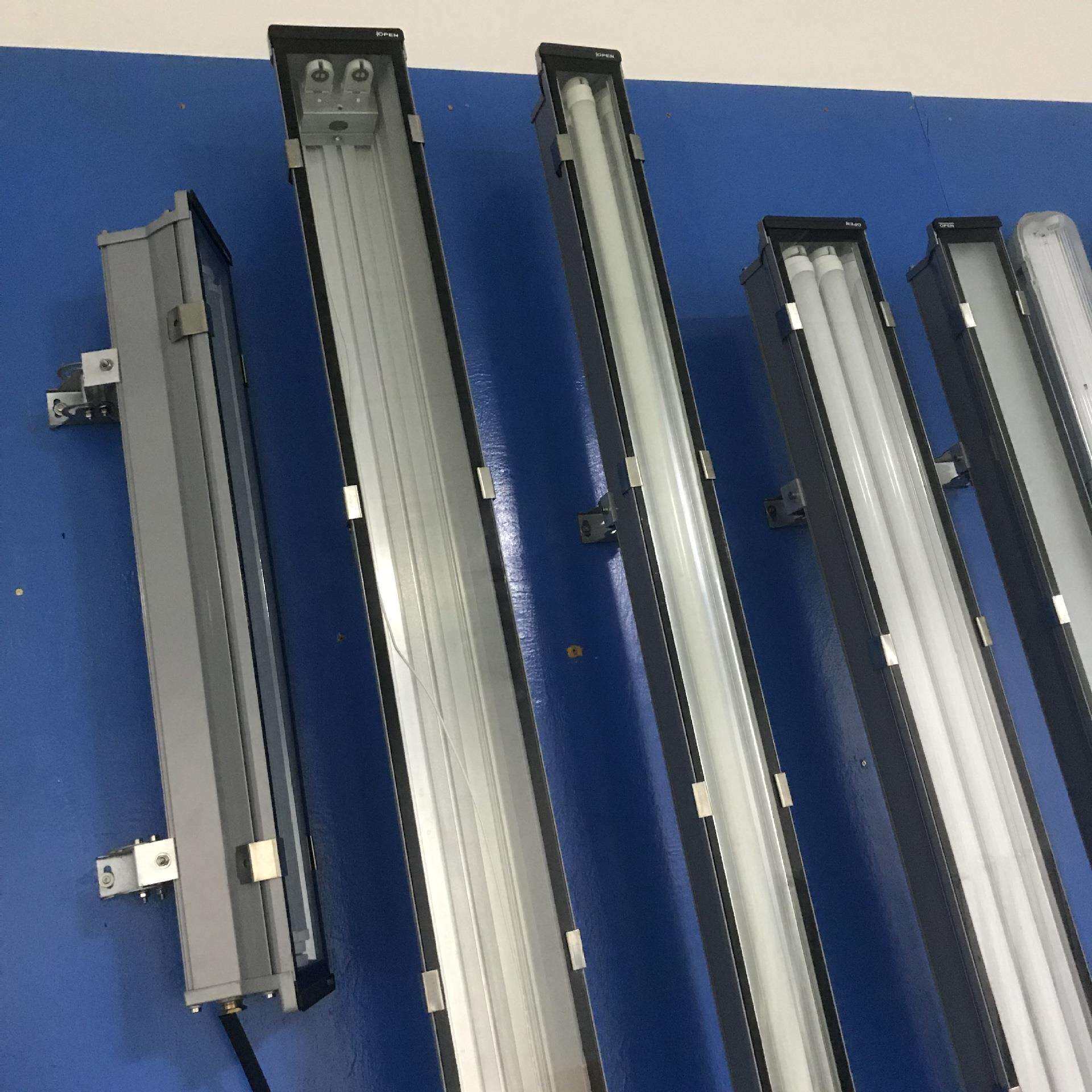 T8 18W隧道LED日光灯具套件 220V应急机床LED照明灯 铝合金三防灯