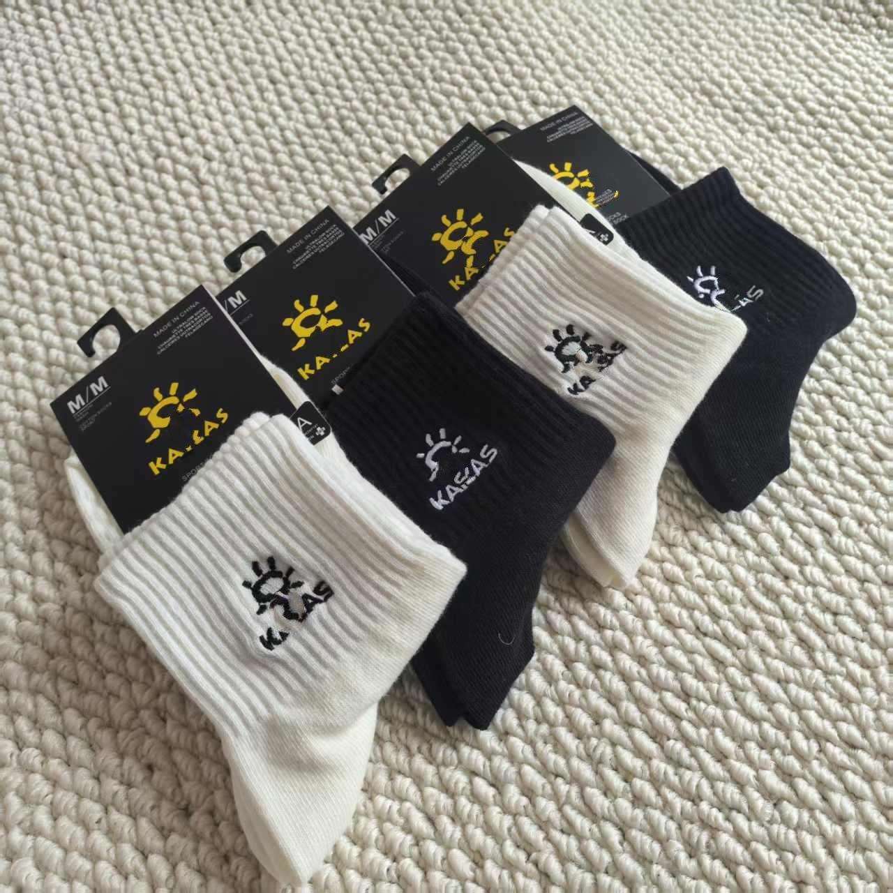 KLS凯家小太阳棉袜四季运动刺绣按摩底纯色网红男女款袜