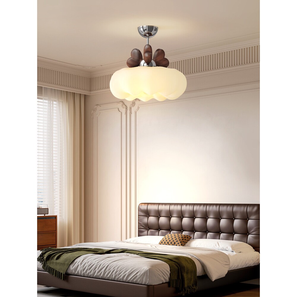 法式奶油风卧室吊灯中古主卧书房吸顶灯2025新款爱心南瓜儿童房灯