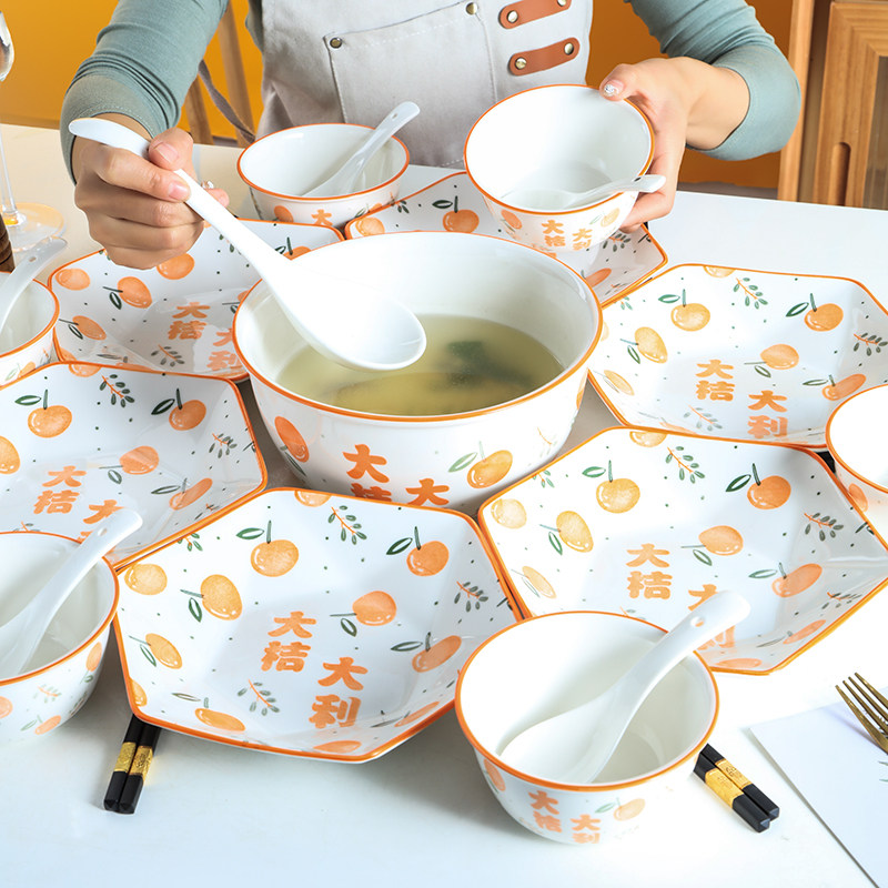 速发拼瓷菜盘子套装圆桌团圆陶形六角家用圆盘餐具组合