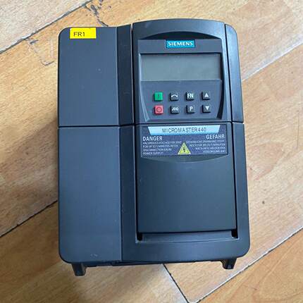 6SE6440-2UD23-0BA1 变频器 工控调速设备 功能 实物议价维修