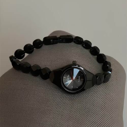 品牌正品手表女百搭女士小众高级感精致手链时尚ins风轻奢女生表
