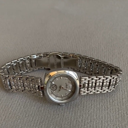 2024年新款手表女小众轻奢女士高级感方形女表品牌正品职场女生表