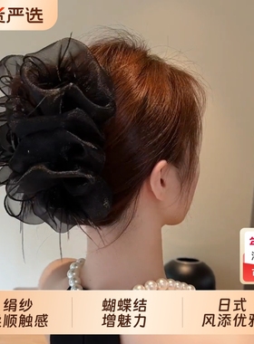 10MM月光白全珠手链元宝扣1284