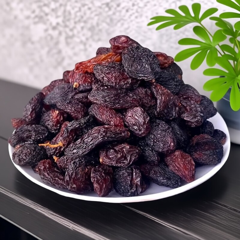 新疆葡萄干特产吐鲁番黄绿果蜜饯零食红提子干纯天然果干袋装无籽