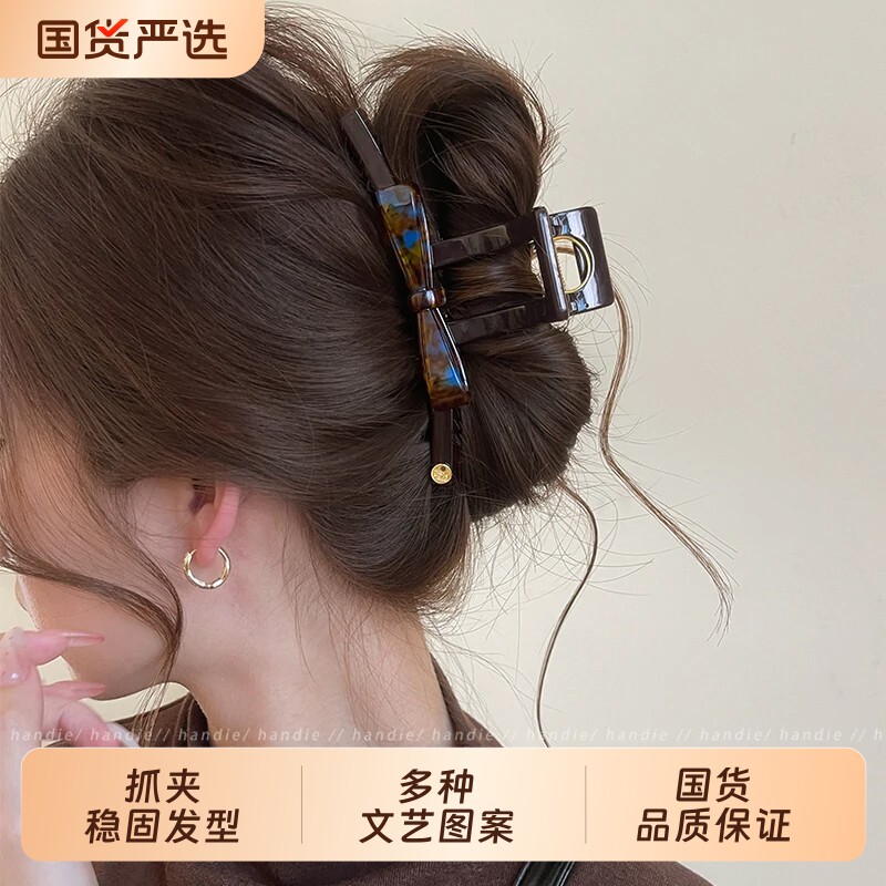 简约蝴蝶结抓夹女高级感2026新款大号发夹后脑勺发量大鲨鱼夹发饰