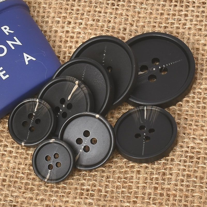黑色哑光树脂西装纽扣