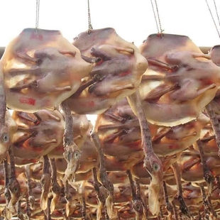 江西板鸭正宗江西特产遂川腊鸭腊肉农家手工风干鸭咸鸭子