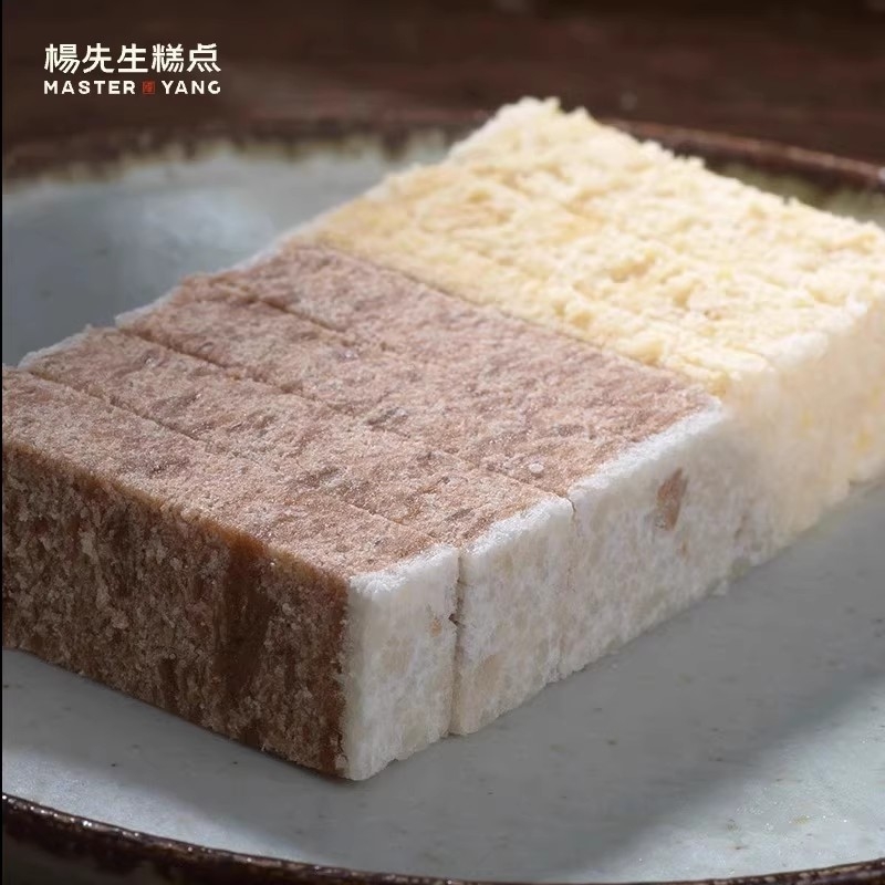 杨先生芡实糕点八珍糕健康孕妇零食营养早餐茯苓桂花糕无糖精饱腹