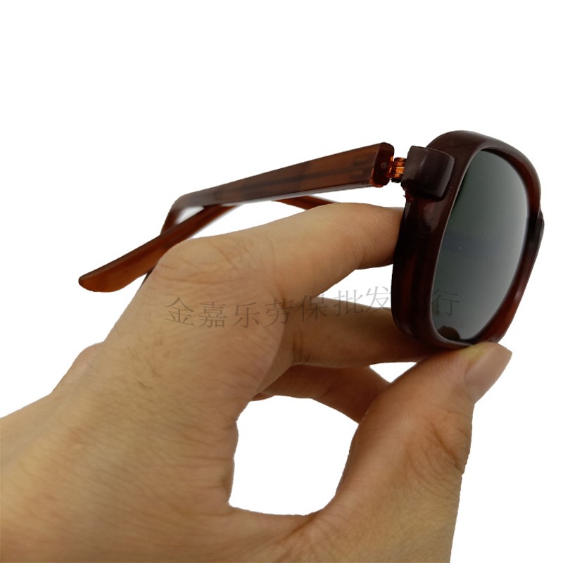 红架铜芯电焊护目镜绿光镜焊工专用劳保防尘防风平光打磨眼镜包邮