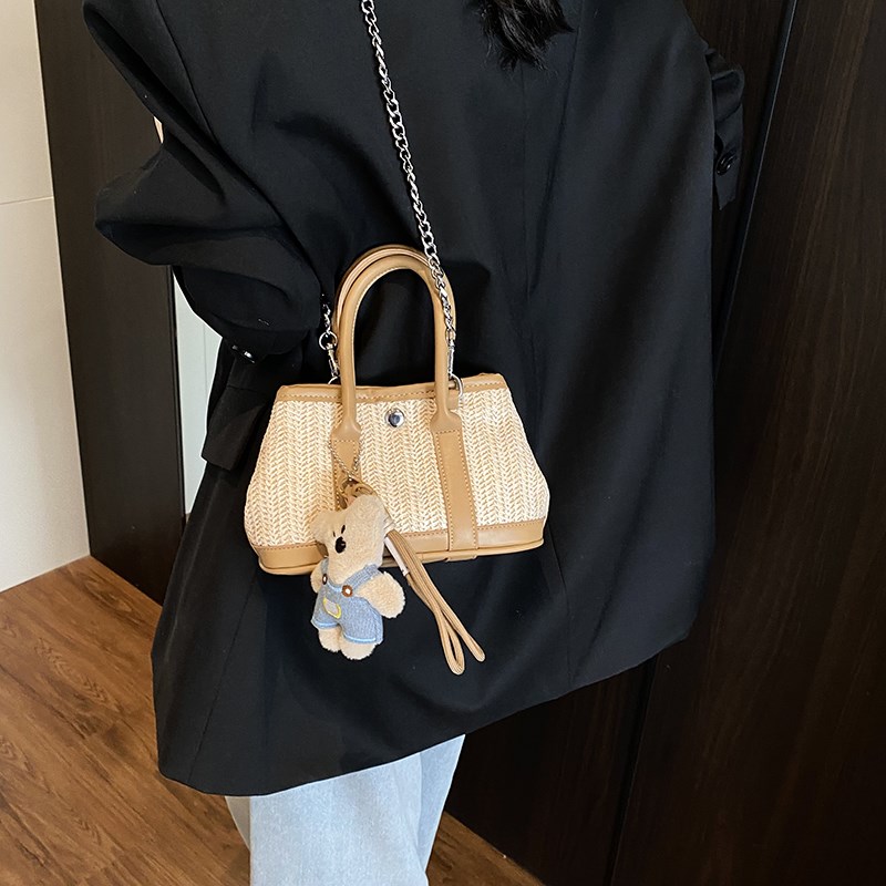韩版小众手提草编包女式2025新款时尚链条单肩包高级感洋气斜挎包