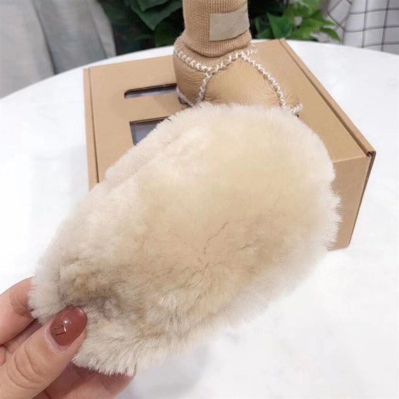 秋冬婴儿鞋袜0-1岁宝宝学步鞋婴儿羊皮毛一体步前鞋防掉袜子鞋