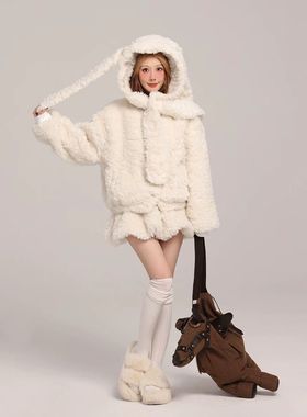 奶系套装冬季新款可爱小熊毛绒耳朵连帽毛绒绒保暖外套上衣短裙女
