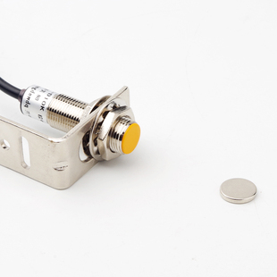 M12 5002C NPN三线常开R配磁铁磁性感应接近 NJK 极速霍尔传感器