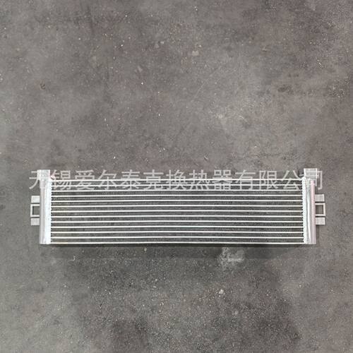 供应G8X底盘S58发动机M2/M3/M4用高性能全铝板翅式机油冷却器