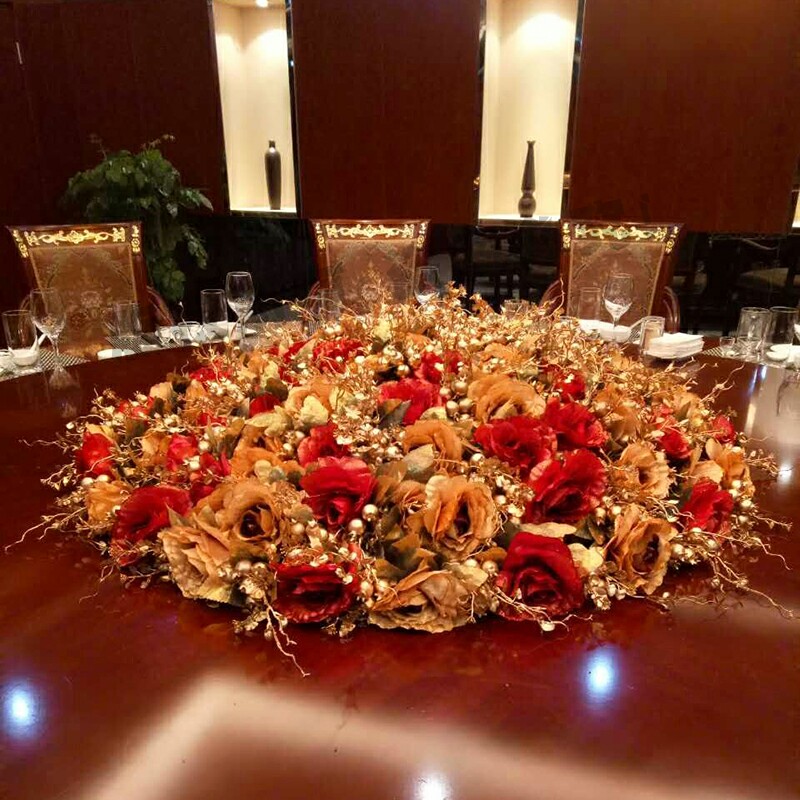 欧式大型酒店餐桌花仿真花假花绢花套装电动转盘圆桌花酒店装饰品