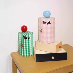 Tagi.机灵讯号旋转桌面收纳首饰盒机灵讯号大容量圆形桌面礼物