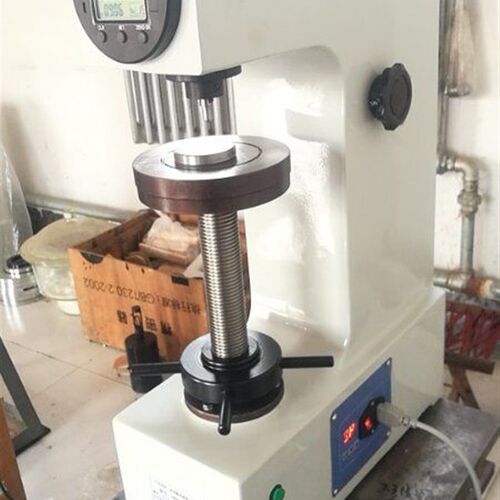 数显电动洛氏硬度计HRSD-150台式金属硬度测试仪HRC洛式硬度仪