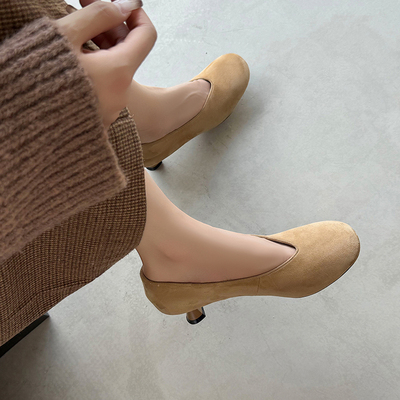 5.5cm时尚圆头细跟浅口单鞋女