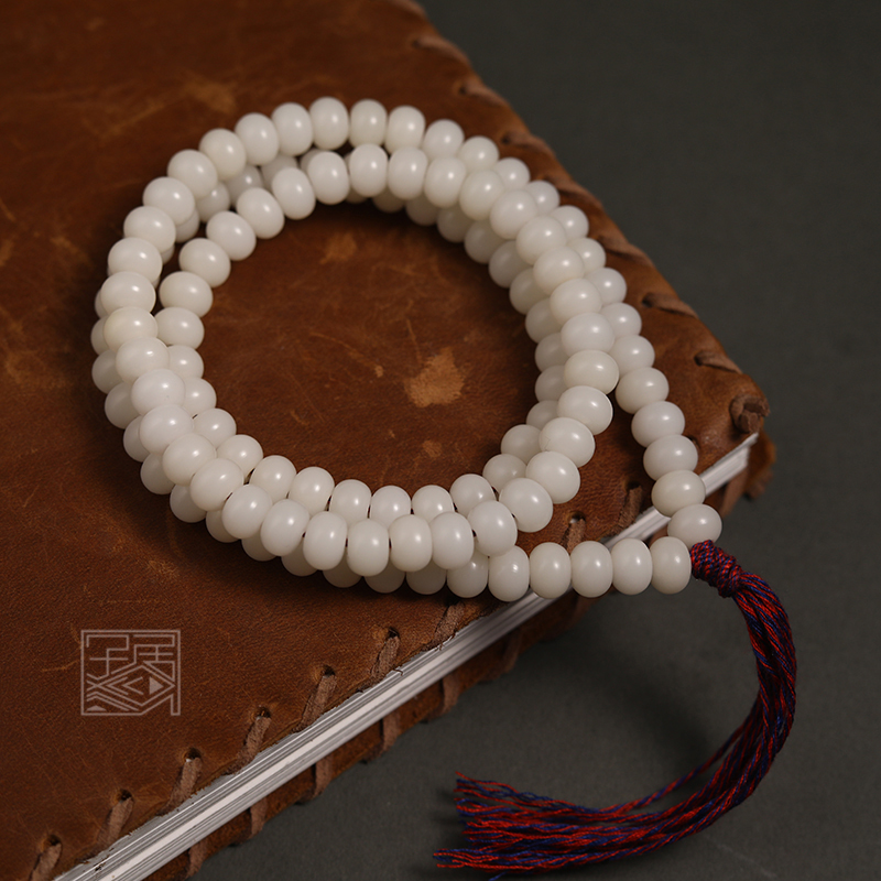 极速子鱼居天然原色菩提根8*6mm苹果圆珠108颗男女手X链手串流苏