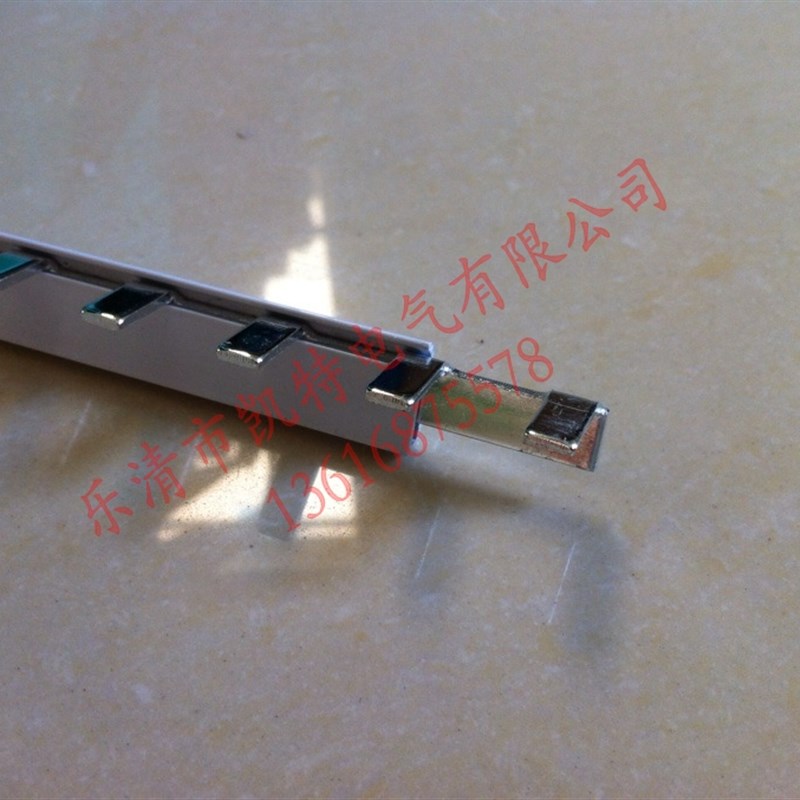 极速C45/1P 32A汇流排,紫铜1.0厚*5mGm宽 DZ47汇流排,1P汇流排 K