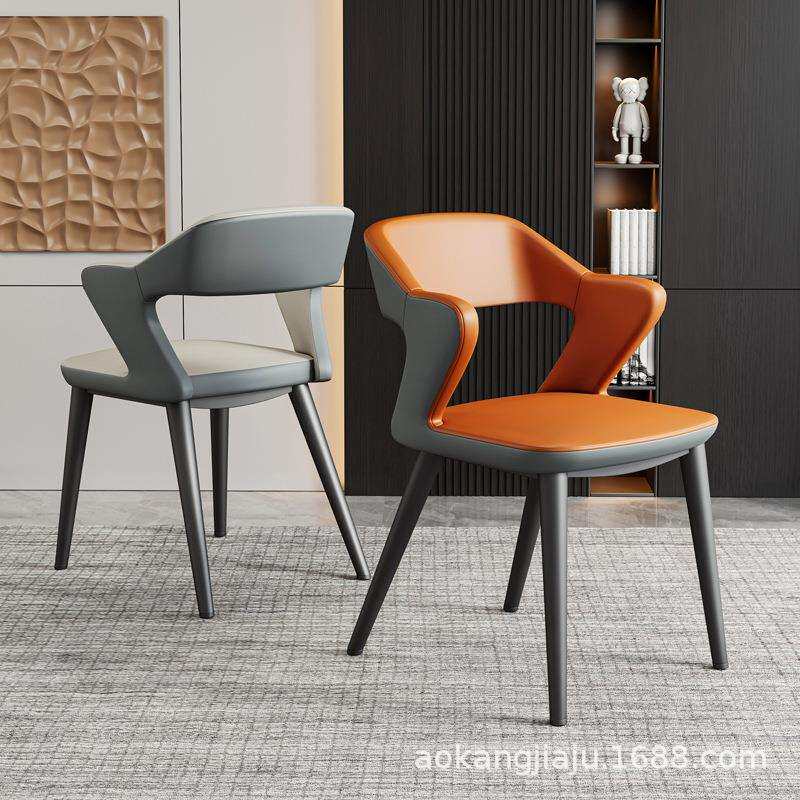 北欧餐椅轻奢高级感家用椅子舒服久坐小户型餐桌椅休闲洽谈靠背椅