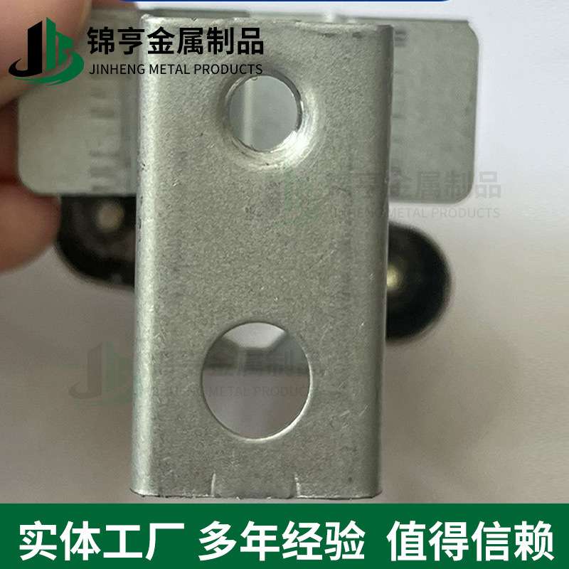 铁皮老虎卡镀锌镀彩锌方形铁皮虎口卡角铁C型钢老虎卡工字钢梁卡