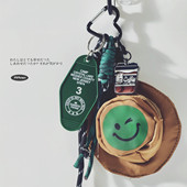 FS新复古笑脸渔夫帽零钱包菱形挂牌咖啡亚克力挂件蓝牙耳机收纳包