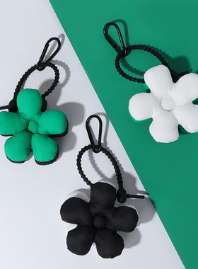 Fs新ins风网红黑色绿色花朵包包挂件钥匙扣潮牌可爱书包背包配饰