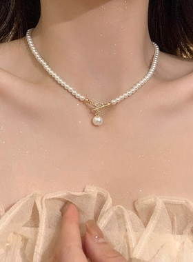 珍珠项链女生春天轻奢小众锁骨链2025新款爆款设计感高级颈链气质
