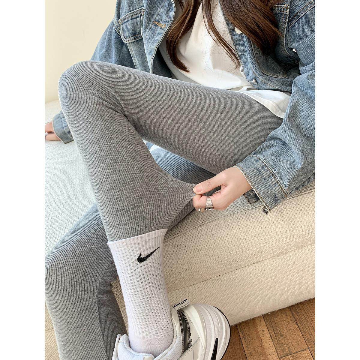 灰色紧身打底裤女外穿2024春秋季大码螺纹线裤秋裤内穿冬加绒棉裤