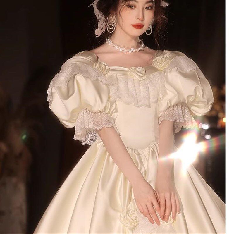 速发白色复古缎面轻婚纱新娘法式主纱小个子礼服裙高级质感成人礼