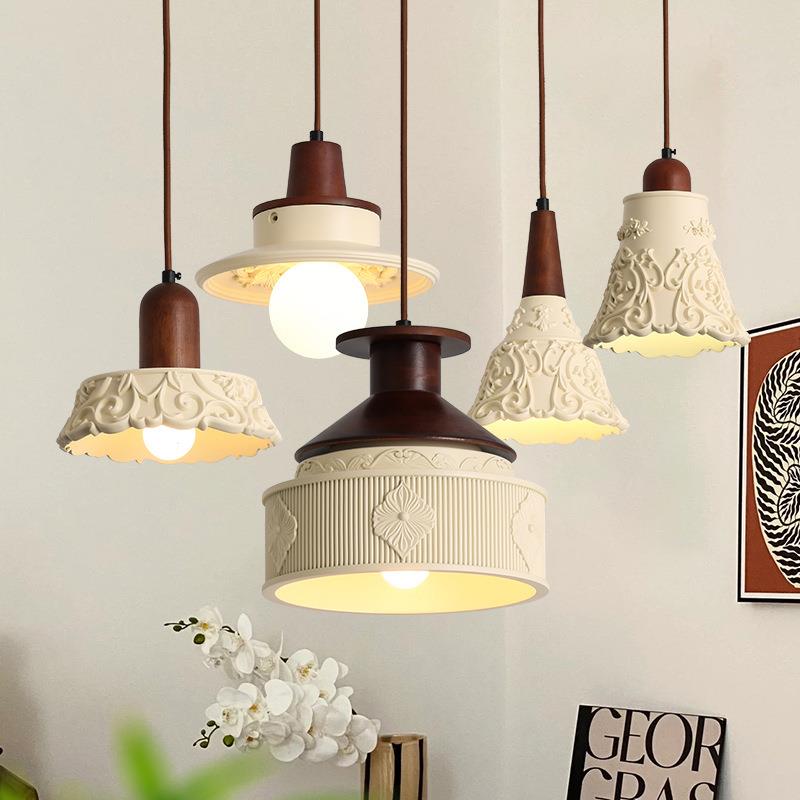 法式树脂雕花吊灯复古房间装饰灯中古风创意感卧室床头小吊灯