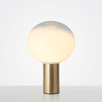 北欧玻璃球形灯罩创意金属简约铁艺led台灯卧室书房温馨床头台灯