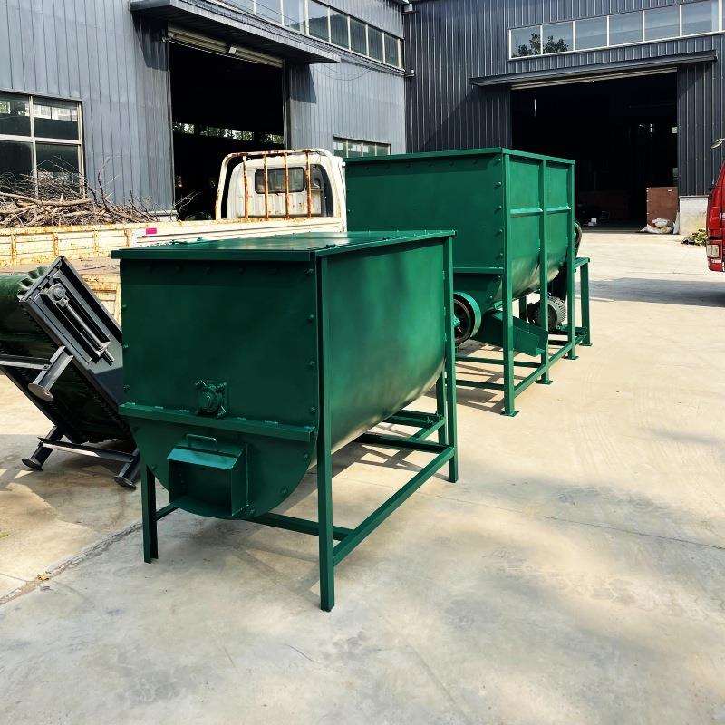 安徽干料湿料混合搅拌机500公斤自吸式粉碎粮食搅拌一体机效率高