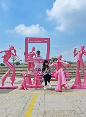 大型抽象音乐人物玻璃钢雕塑摆件艺术商业街广场网红打卡拍照装饰