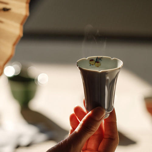 速发无落新品木槿紫悦心花口聚香杯手绘秋实茶杯功夫茶具品茗杯闻