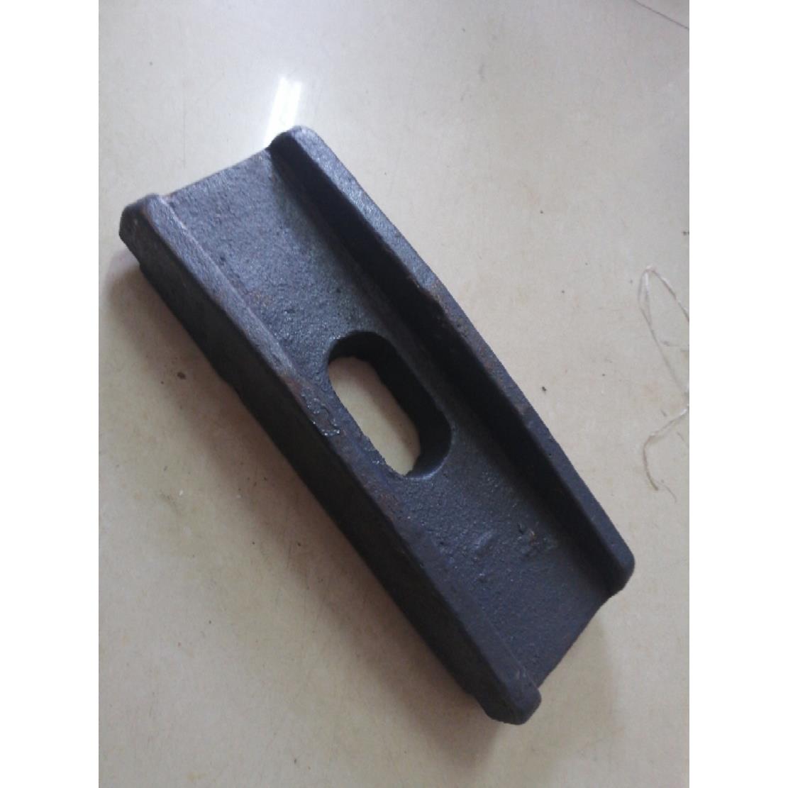 沈阳机床配件CW6163B CW6180B中心架尾座压板台尾夹紧 锁紧压板