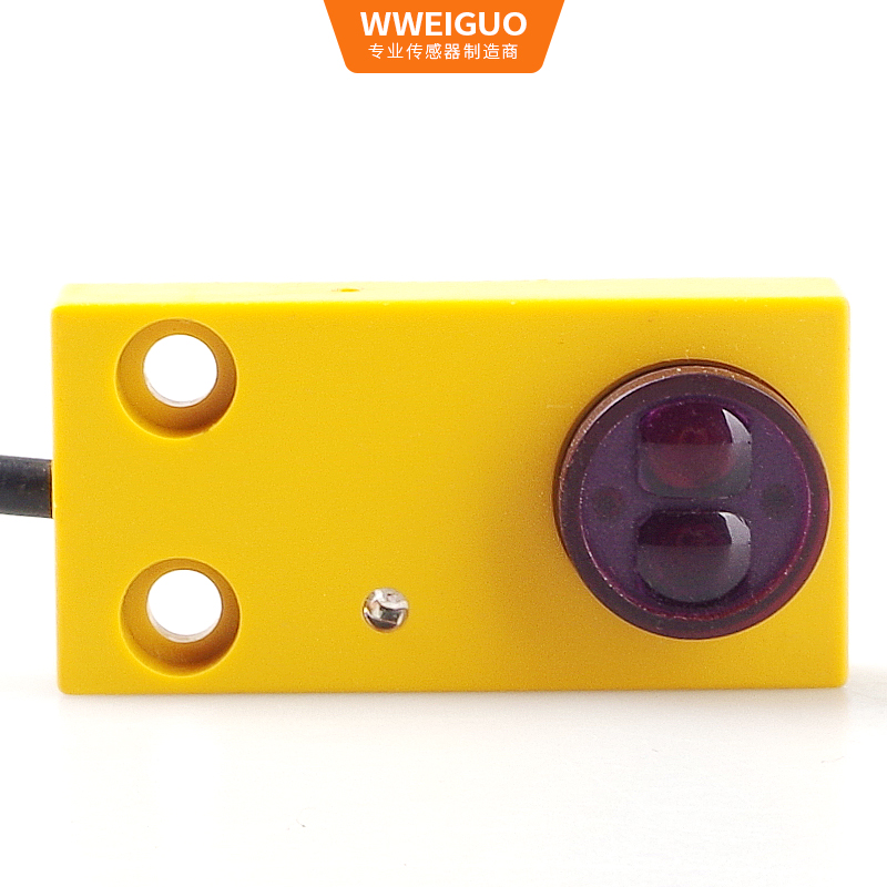 红外线感应漫反射式光电开关E3F-DS30F1接近传感器NPN常开三线