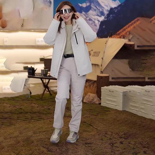 仿真土色轻微苔藓草皮直播间布置户外景观装饰绿植造景装饰