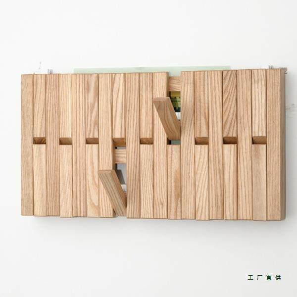 现代电表箱装饰画轻奢感2025新款钢琴键挂衣架实木定 制挂衣板